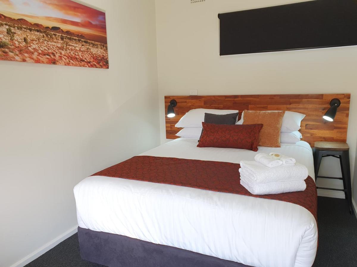 Black Sheep Motel Goulburn Dış mekan fotoğraf