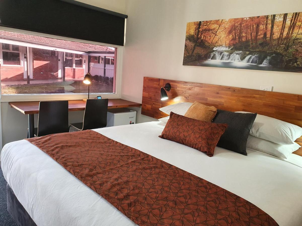 Black Sheep Motel Goulburn Dış mekan fotoğraf