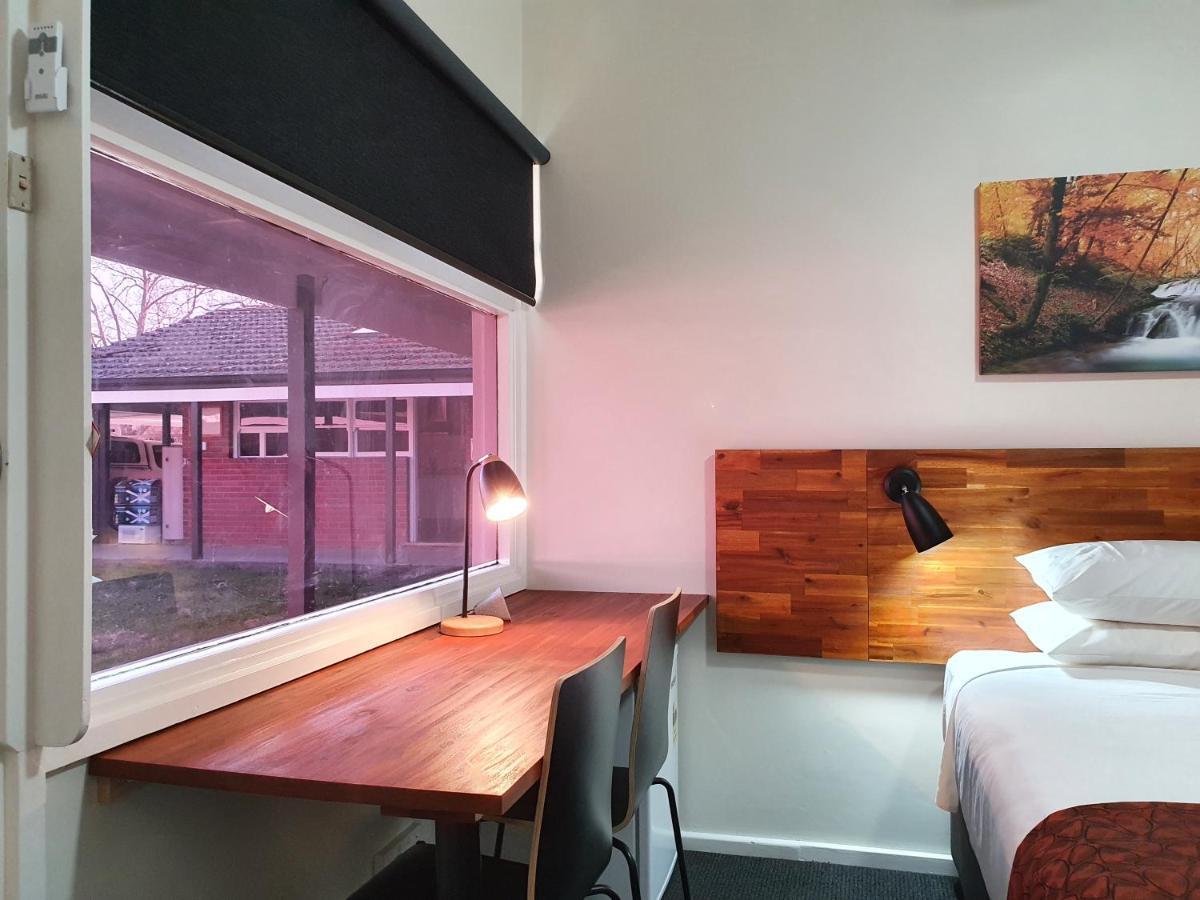 Black Sheep Motel Goulburn Dış mekan fotoğraf