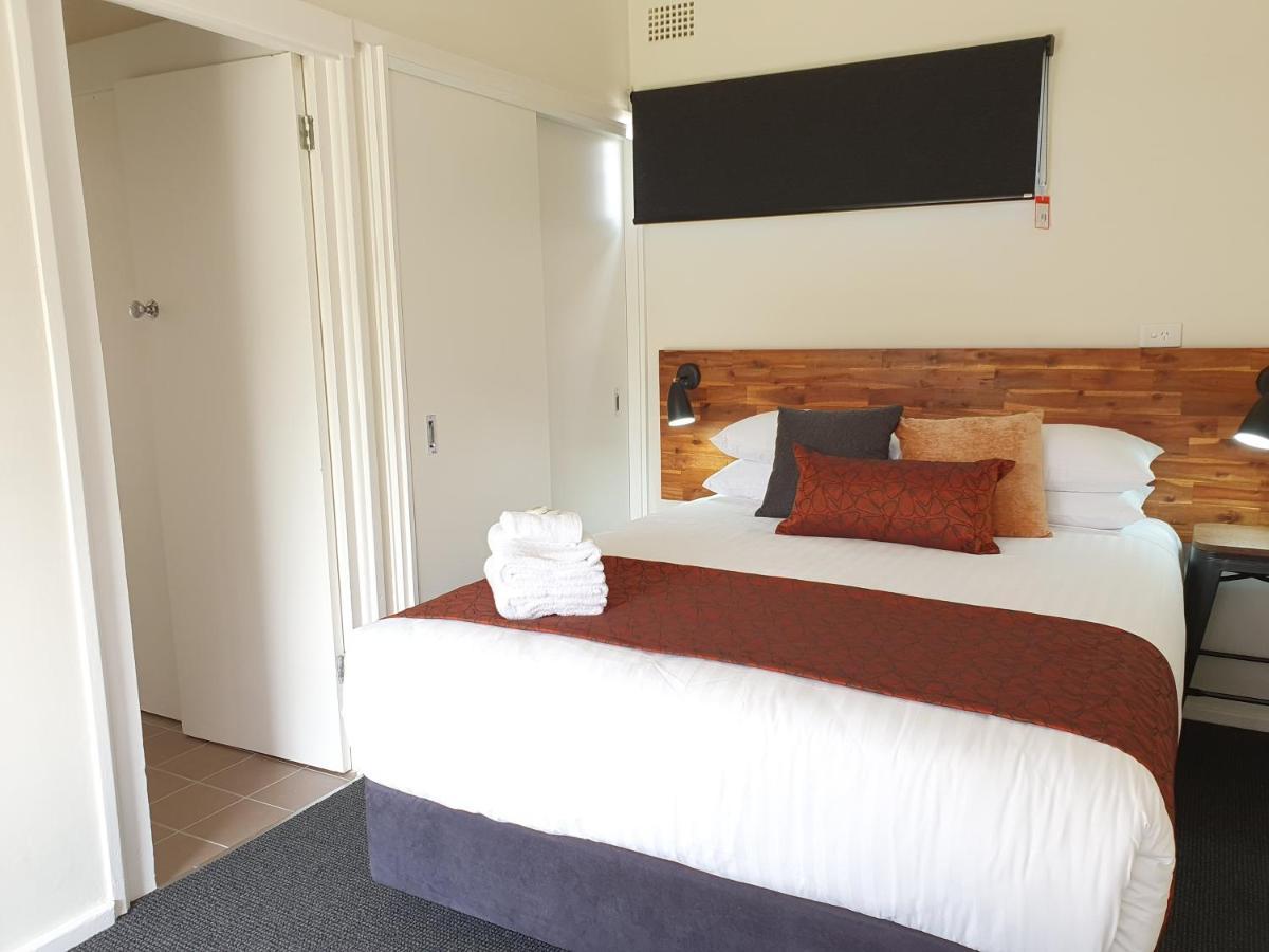 Black Sheep Motel Goulburn Dış mekan fotoğraf