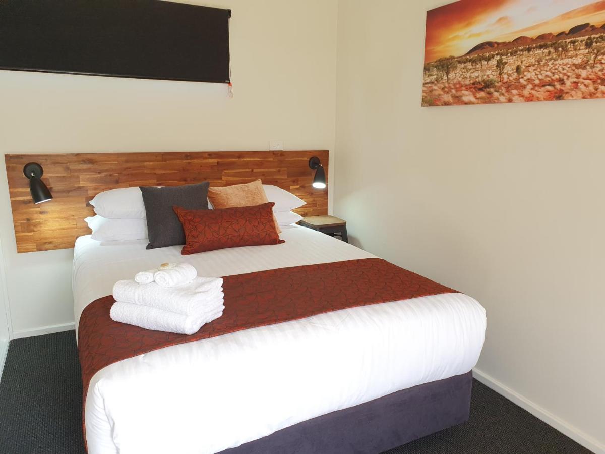 Black Sheep Motel Goulburn Dış mekan fotoğraf