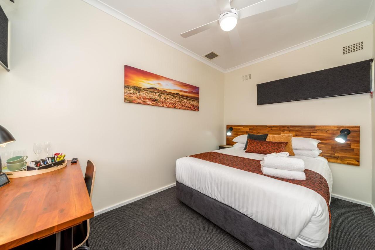 Black Sheep Motel Goulburn Dış mekan fotoğraf