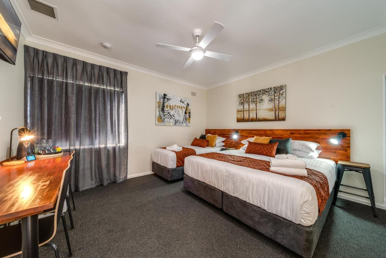 Black Sheep Motel Goulburn Dış mekan fotoğraf