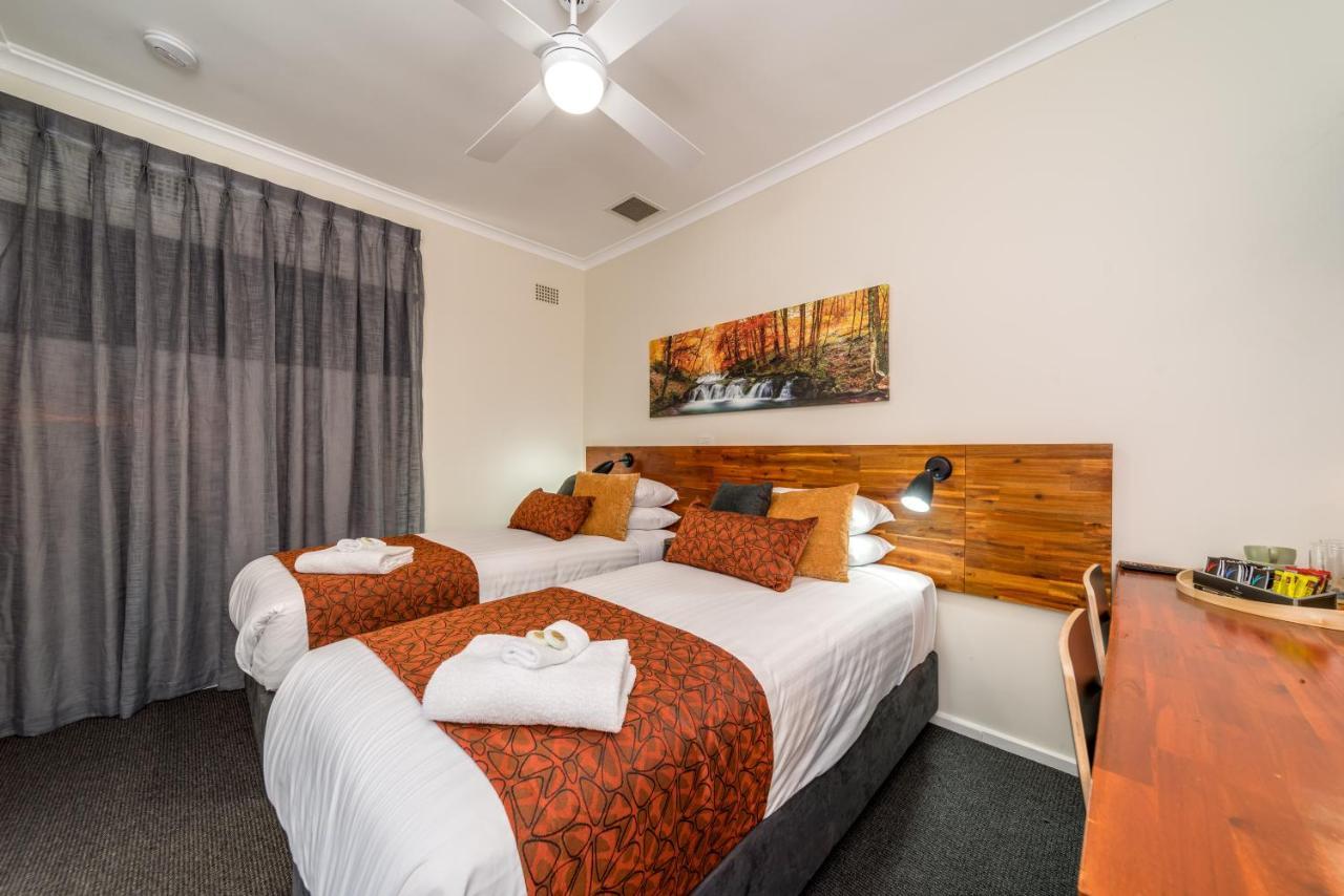 Black Sheep Motel Goulburn Dış mekan fotoğraf